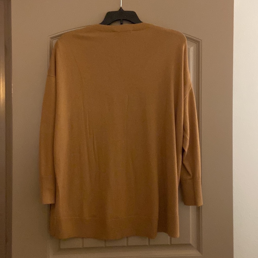 Fun Loft Sweater 🤩 - Picture 5 of 5